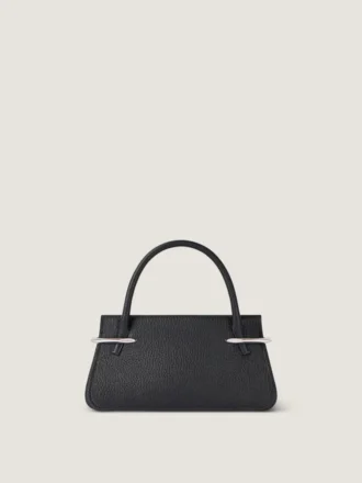 Medium Pinch Bag in Grained Leather