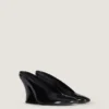 Sculpted Heeled Mules in Patent Leather