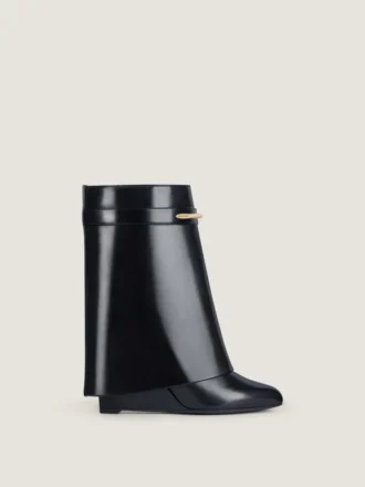 Shark Pinch Ankle Boots in Leather