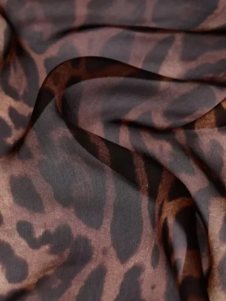 Stole in Silk Chiffon with Leopard Print